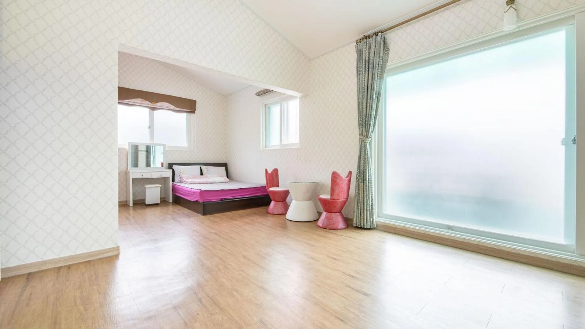 Ganghwa Paeng Namu Pension Incheon