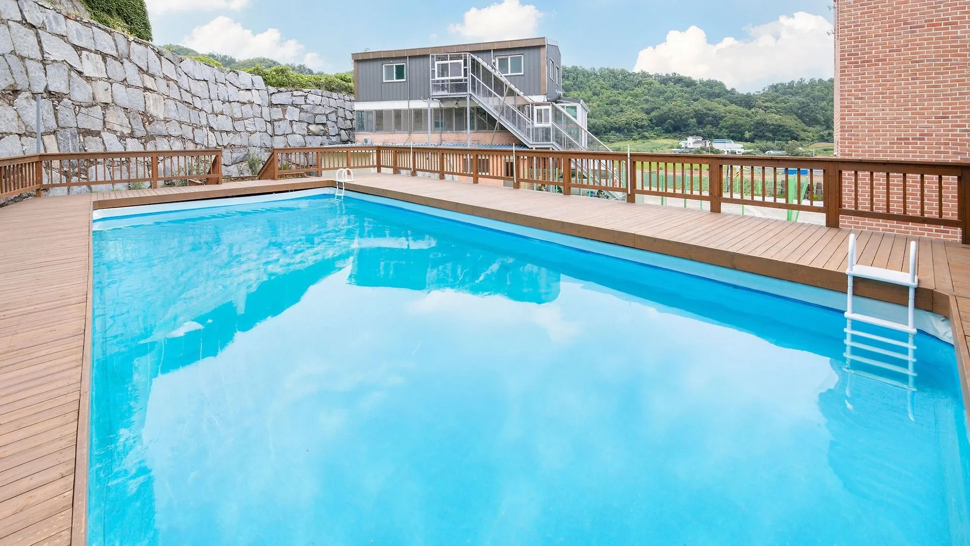 Ganghwa Paeng Namu Pension Incheon Holiday home